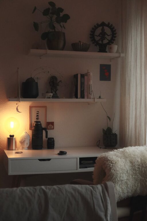 Tips for Creating a Relaxing Home Workspace Environment